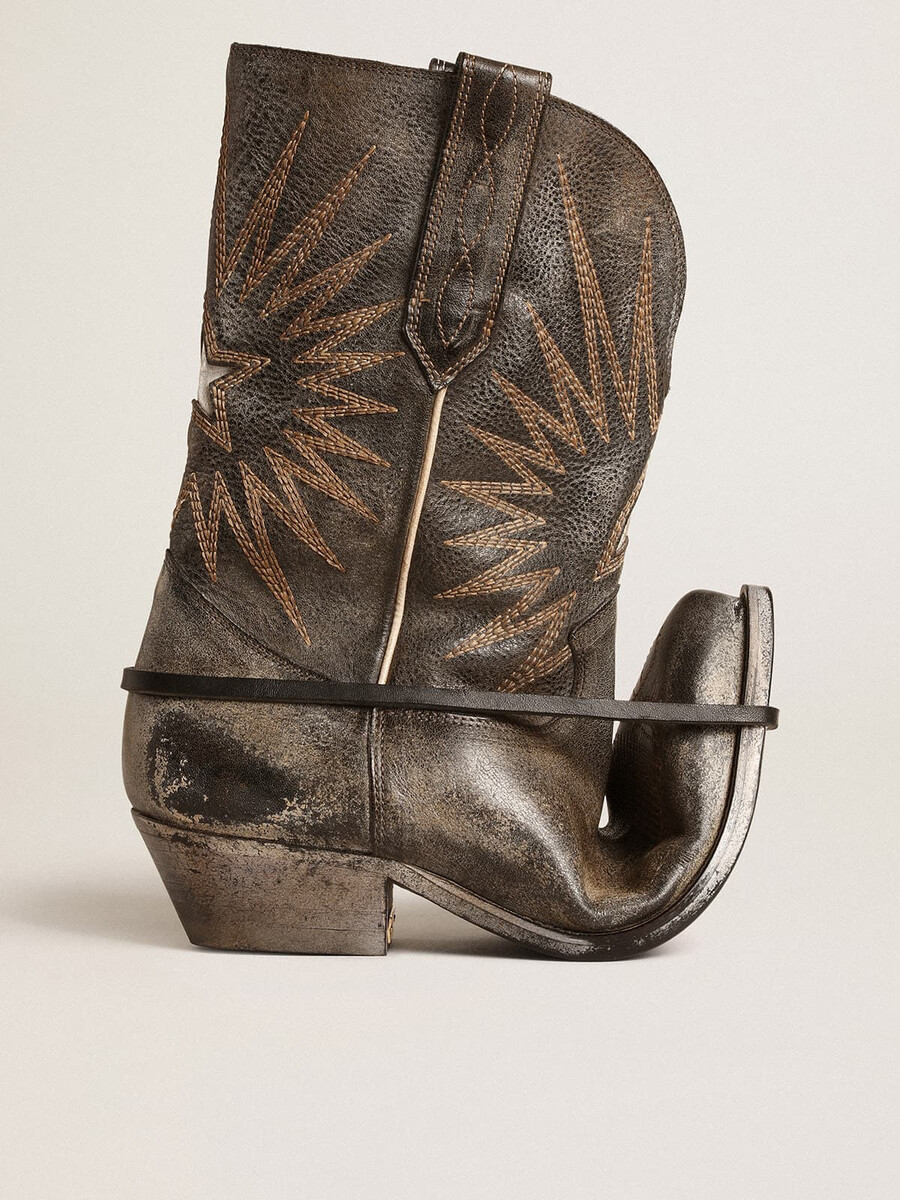 botas wish star masculinas de cano baixo em couro preto com estrela prateada