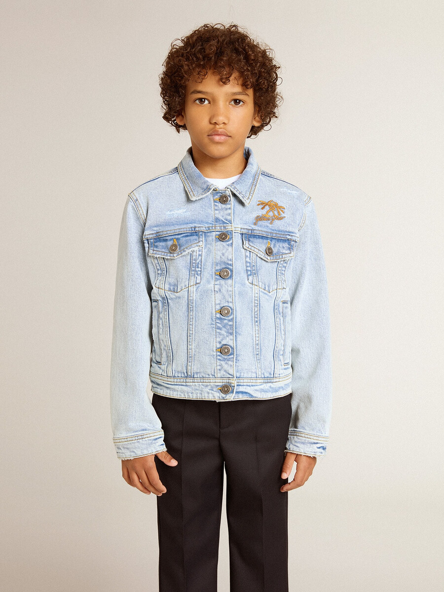 jaqueta jeans clara com bordado