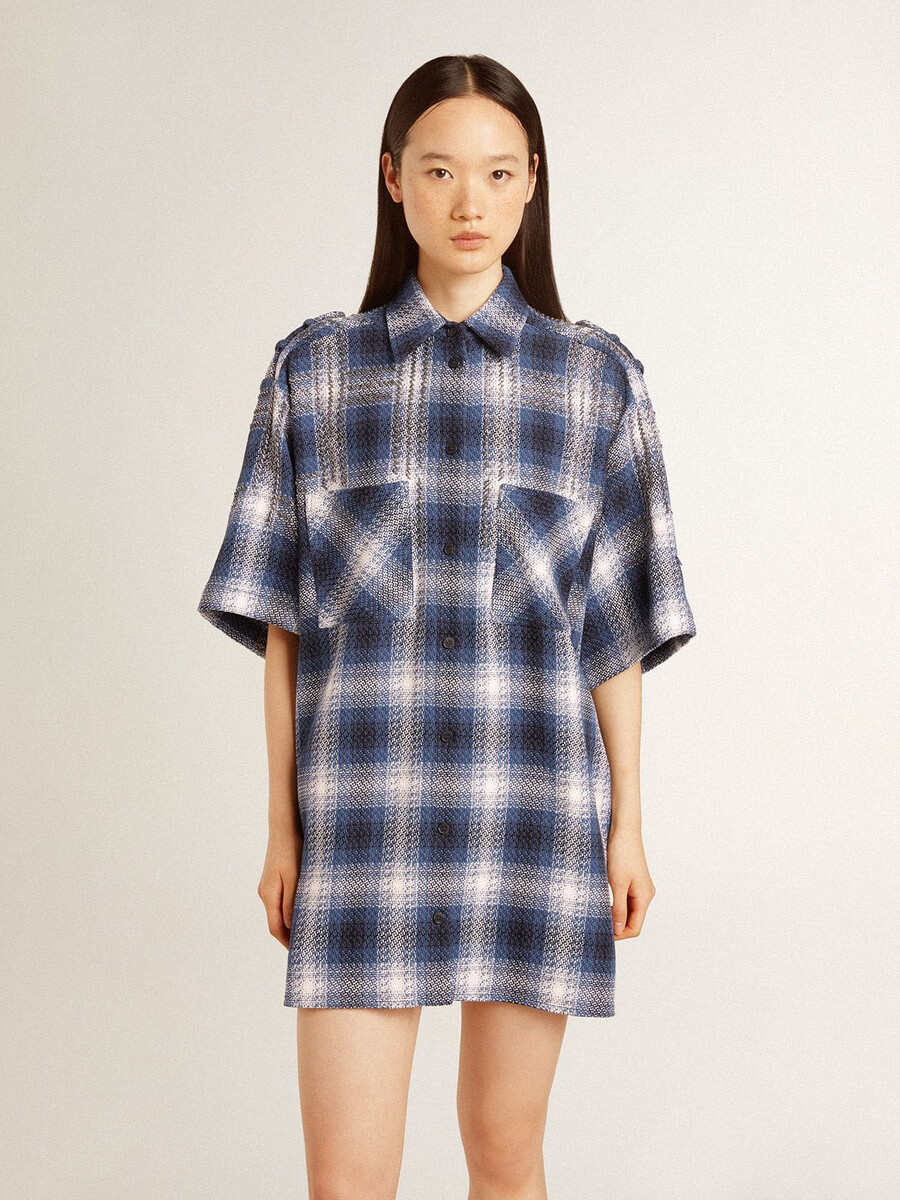 vestido curto feminino estilo camisa com estampa xadrez 3d e bordado.