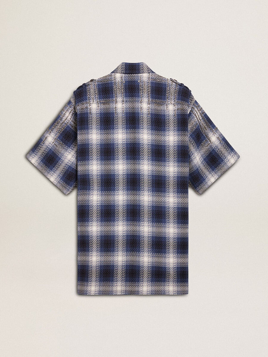 vestido curto feminino estilo camisa com estampa xadrez 3d e bordado.