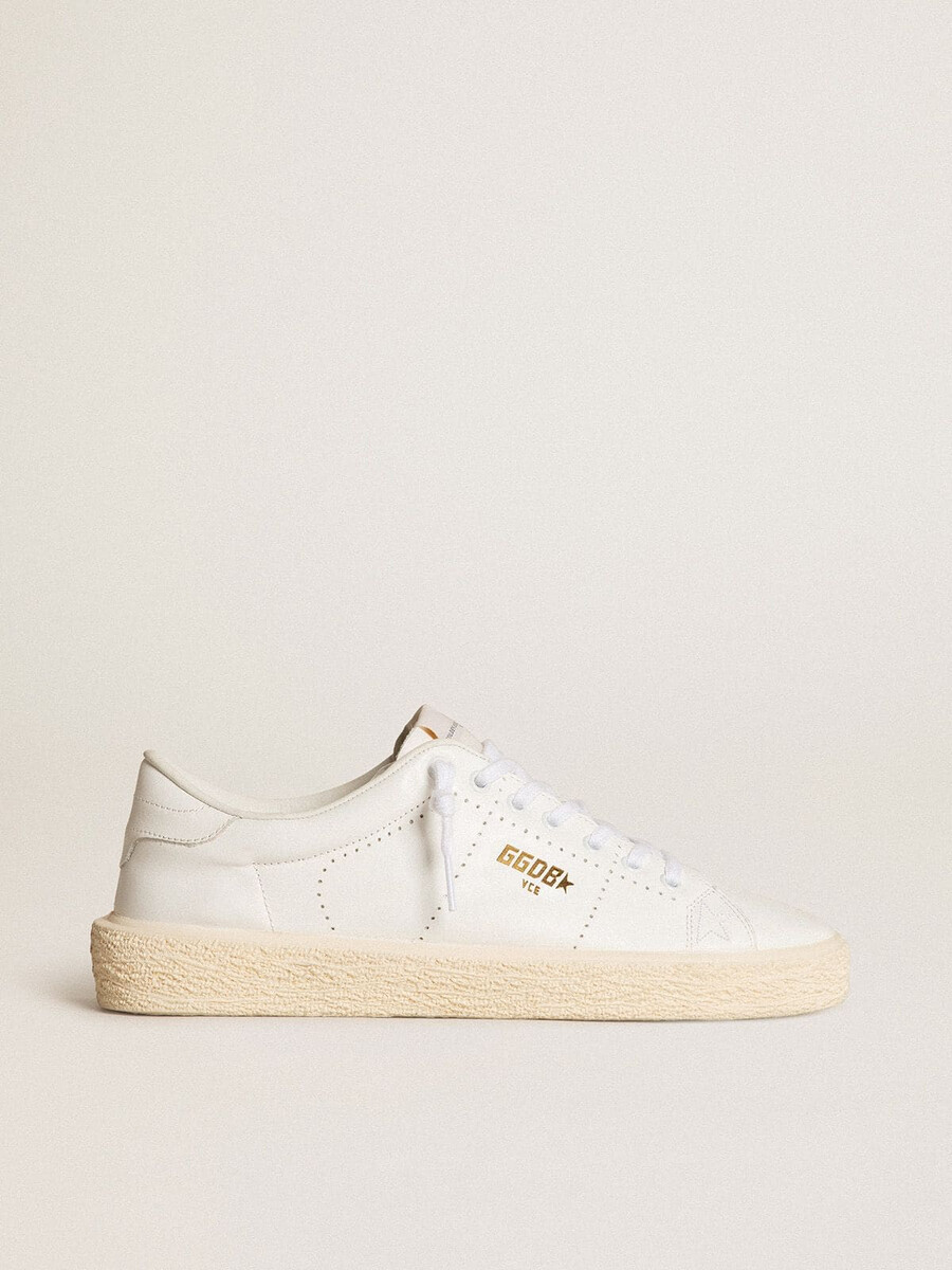 tênis feminino em couro branco