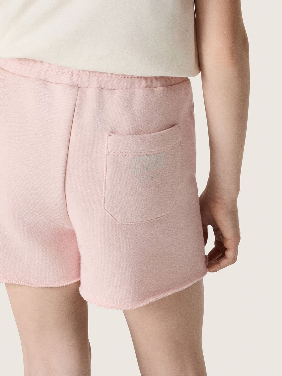 shorts star girls em algodão rosa com patch e logotipo.