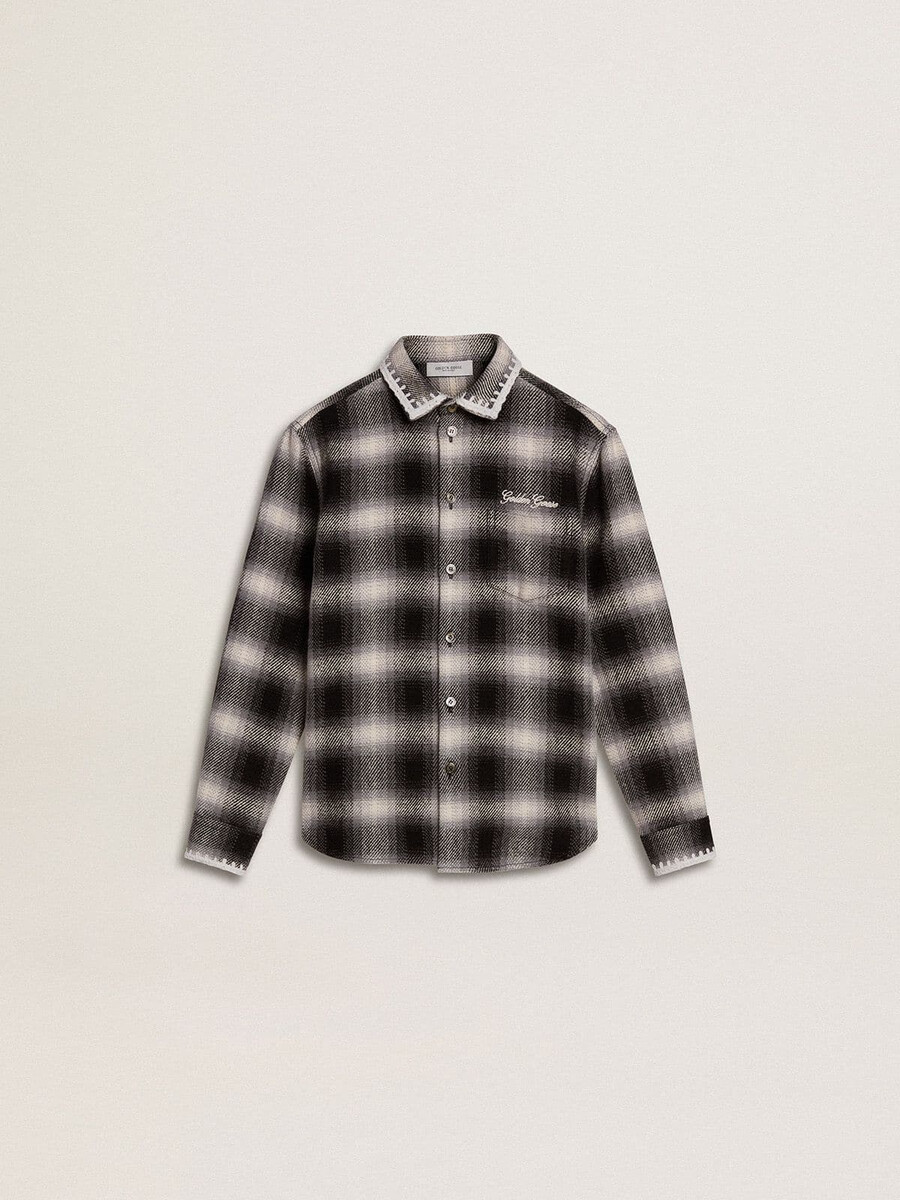 camisa infantil xadrez preta e branca com bordado branco