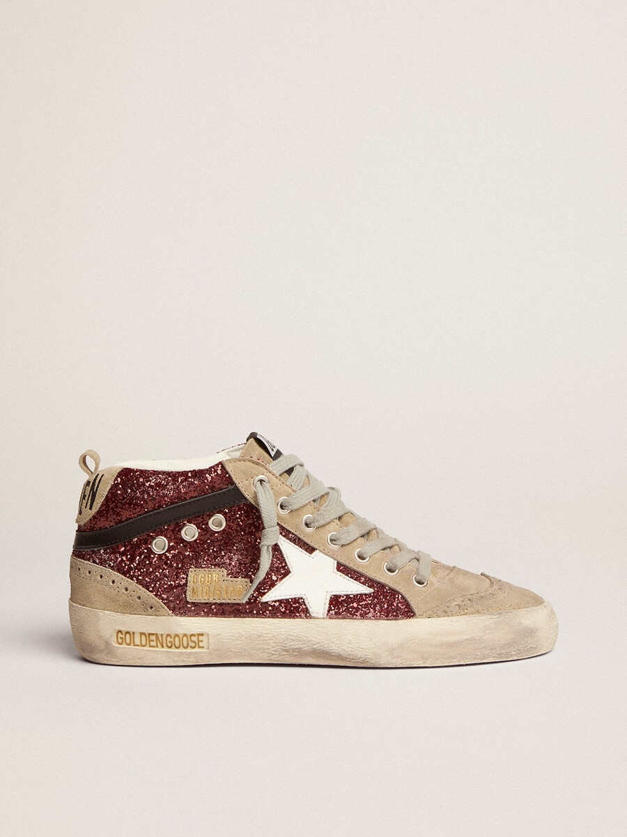 tênis mid star feminino em glitter bordô com detalhes em cinza e estrela branca.