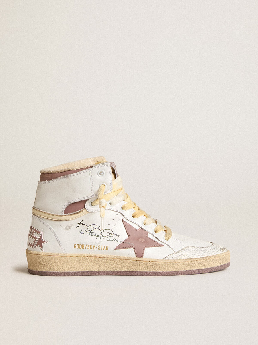 sky-star em couro branco com estrela de couro rosa