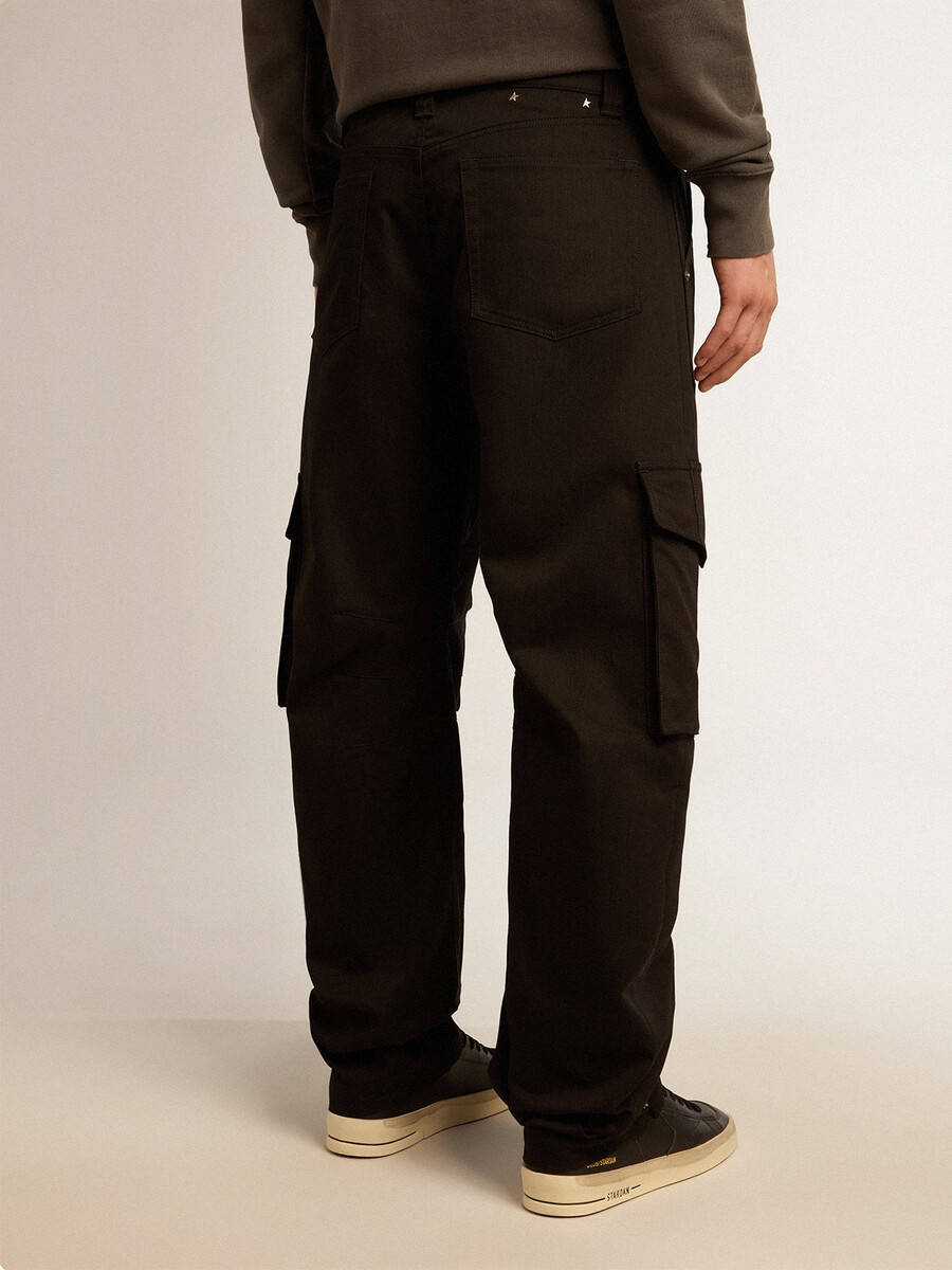 calça cargo preta