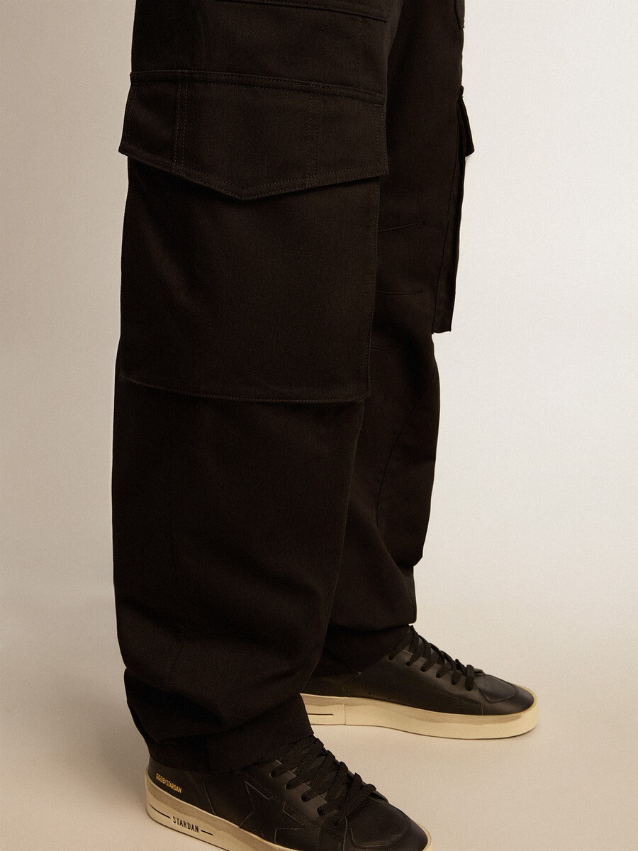 calça cargo preta