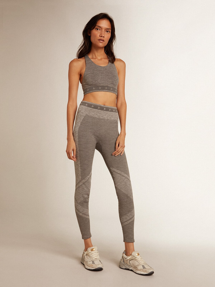 leggings femininas cinza mesclado com costuras variadas.