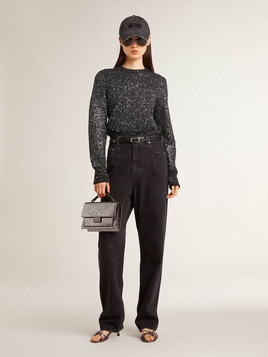 suéter cropped feminino preto em mistura de lã com lantejoulas por toda a peça.