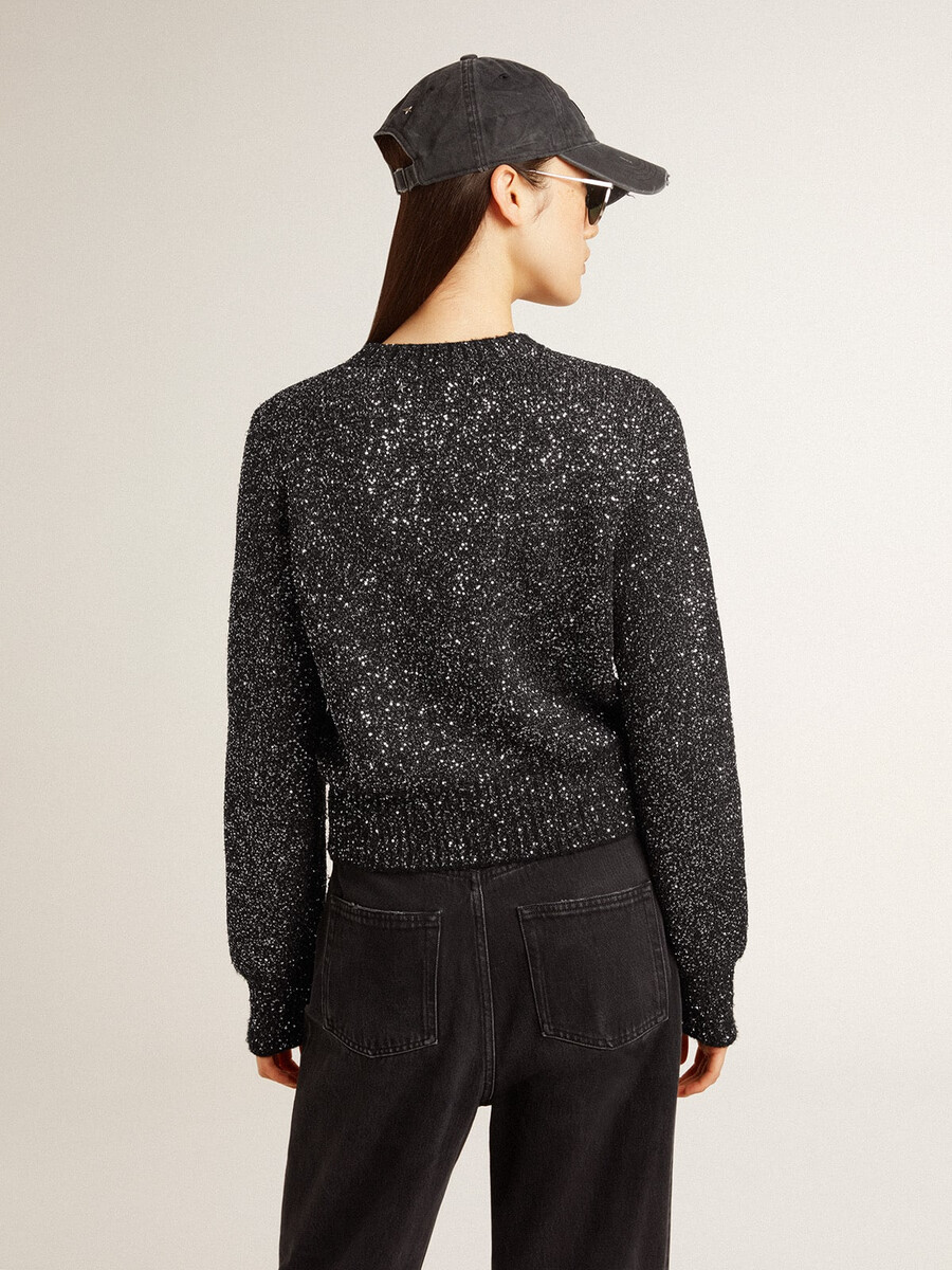 suéter cropped feminino preto em mistura de lã com lantejoulas por toda a peça.