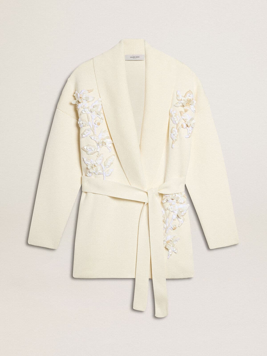 cardigã feminino de algodão cor creme com bordado floral.