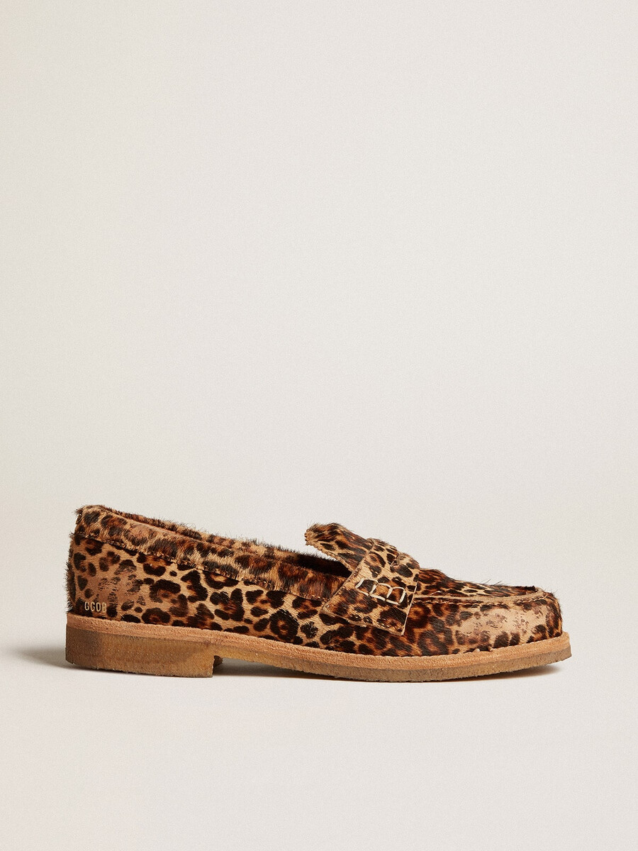 mocassins masculinos jerry em pele de pônei com estampa de leopardo.