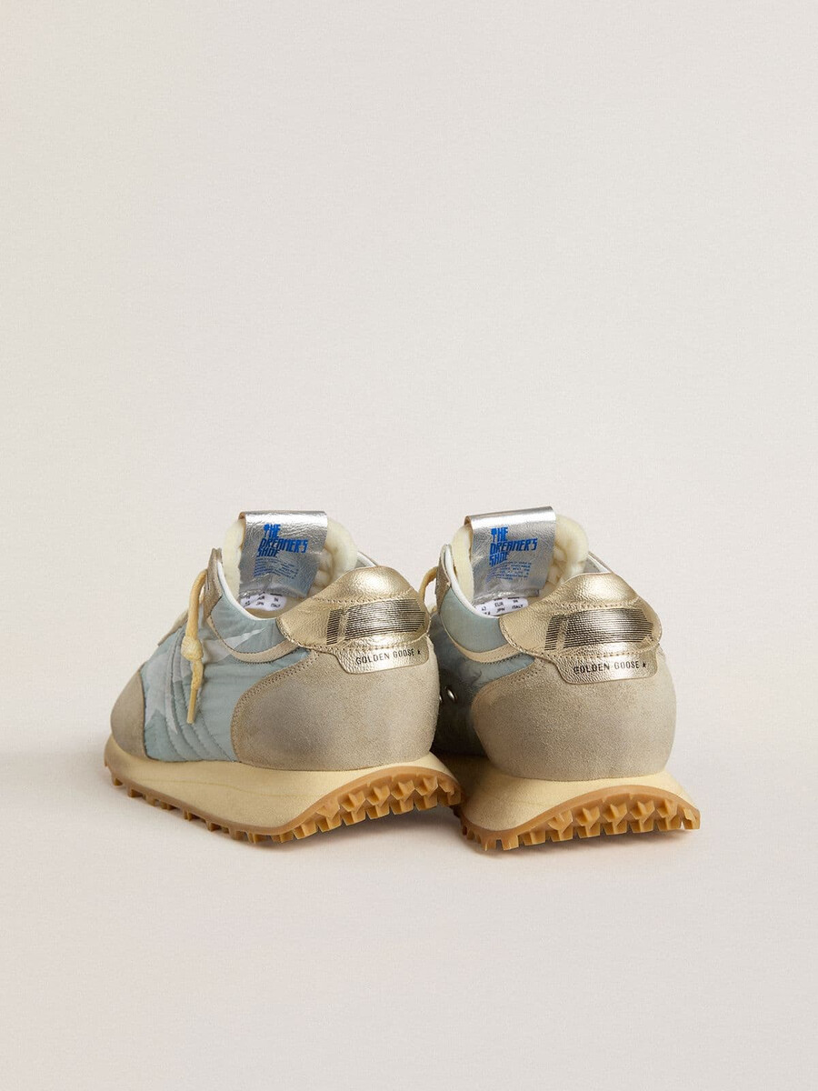 tênis marathon masculino com cabedal em nylon azul claro e estrela azul pastel
