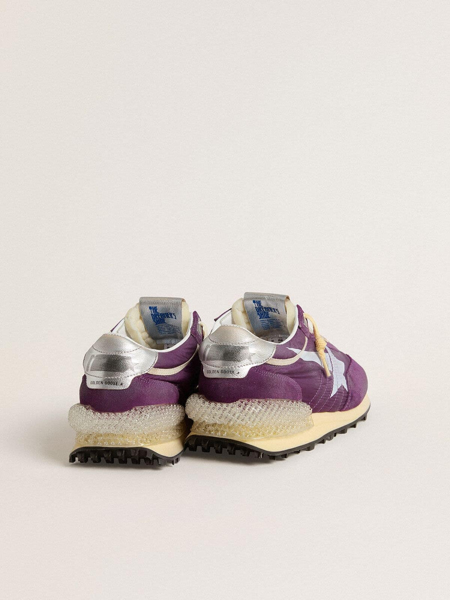 tênis marathon masculino com cabedal em nylon roxo e estrela branca.