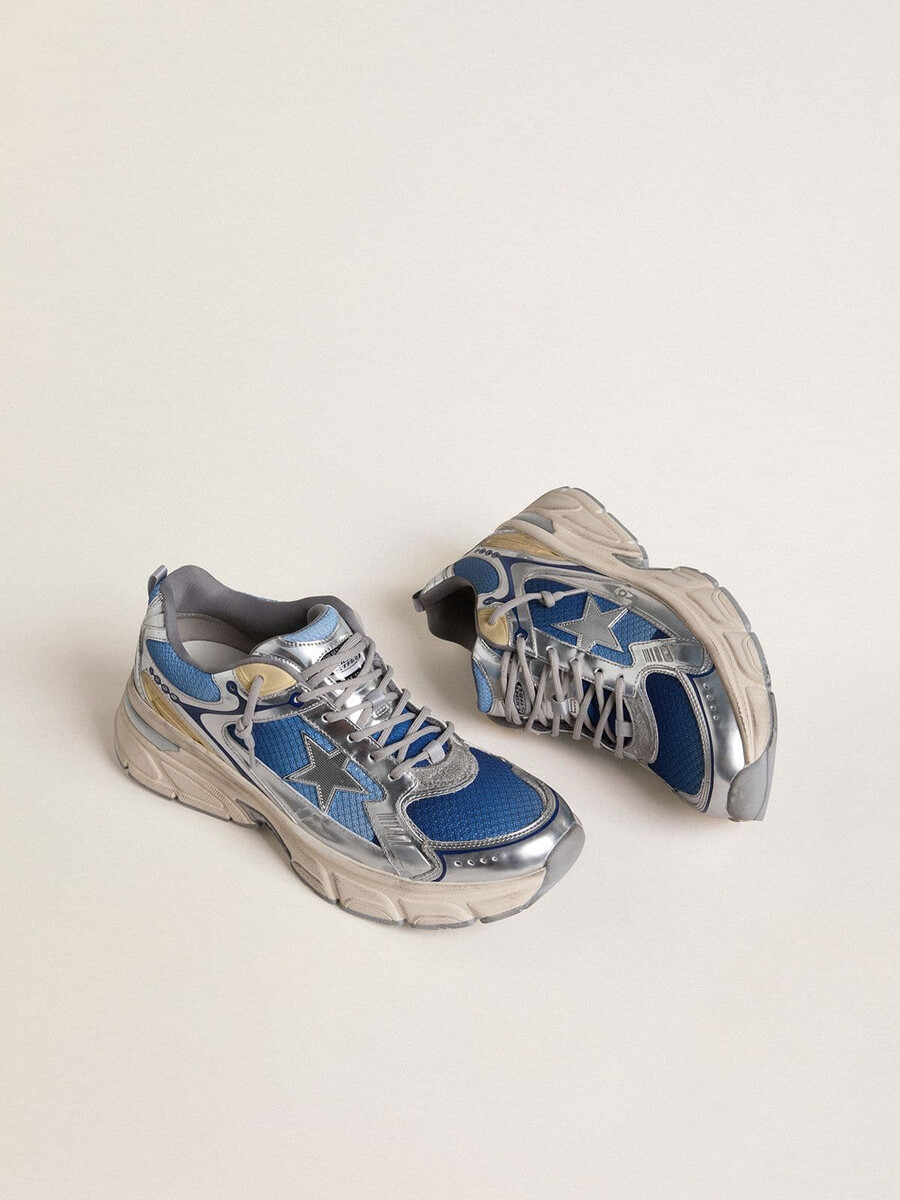 tênis lightstar masculino em malha azul clara com estrela de tpu branca e detalhes prateados de base biológica.
