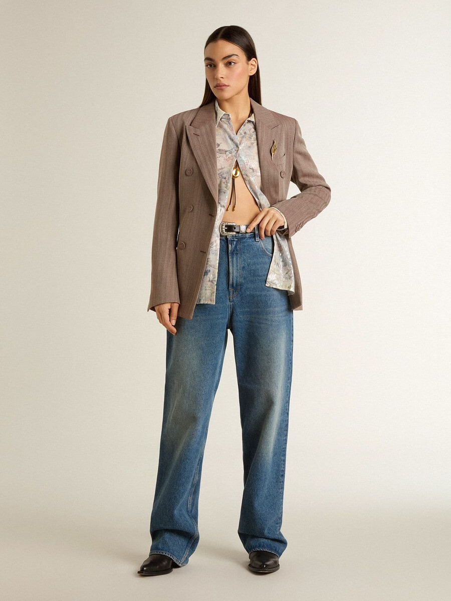 camisa feminina com estampa floral multicolorida de lantejoulas.