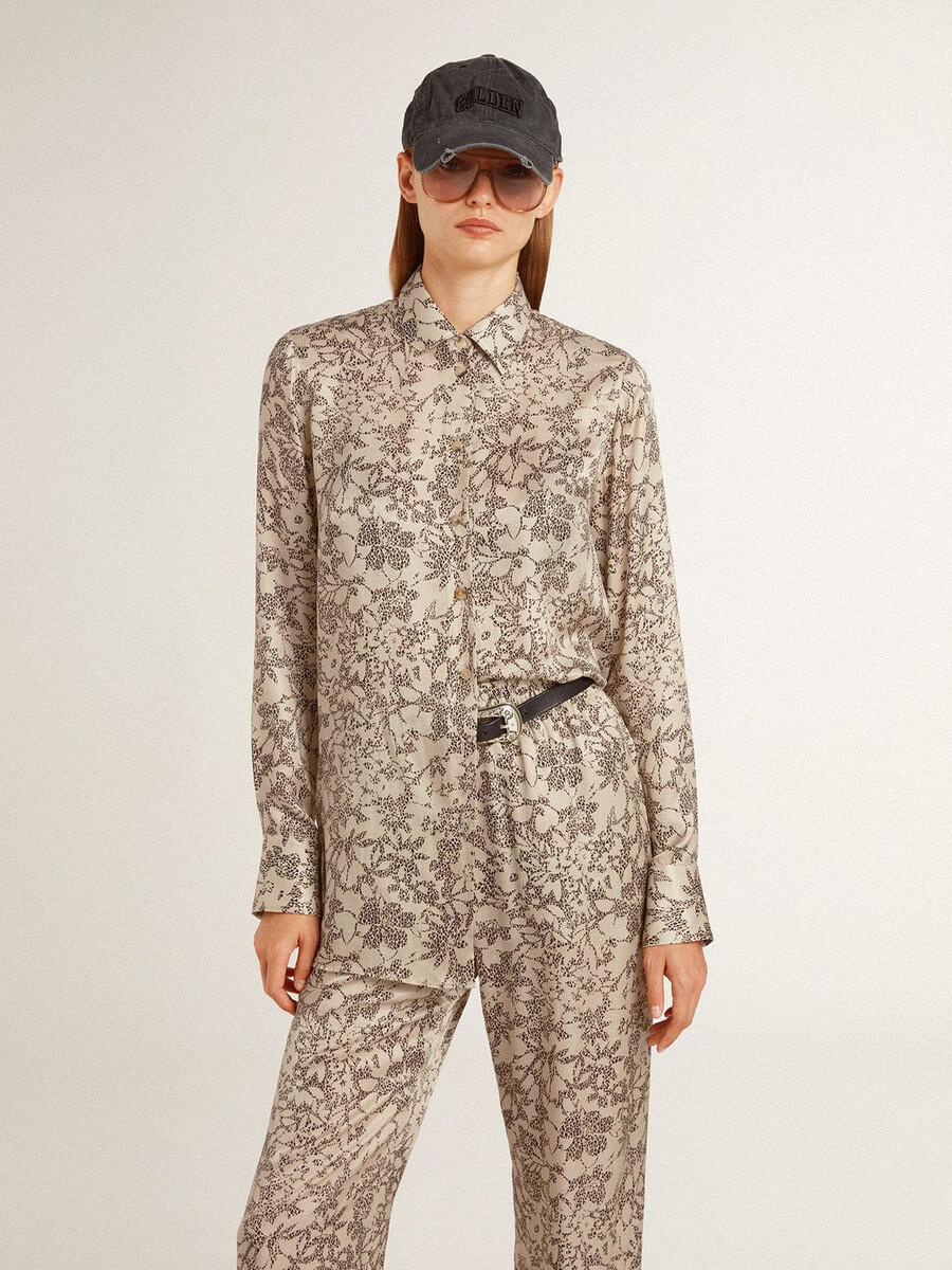 camisa de pijama feminina em mistura de seda com estampa floral.