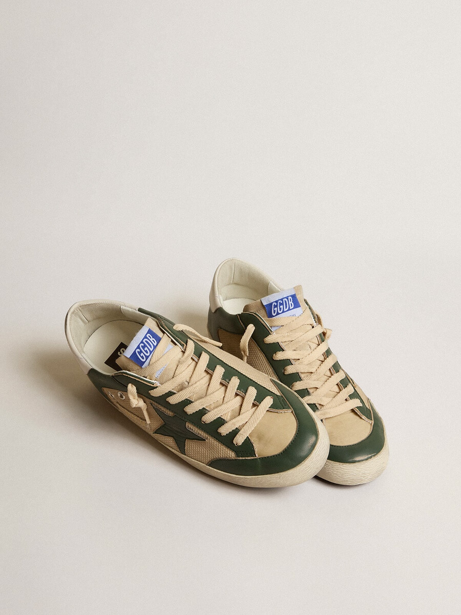 super-star masculino em malha creme e napa verde com estrela de napa