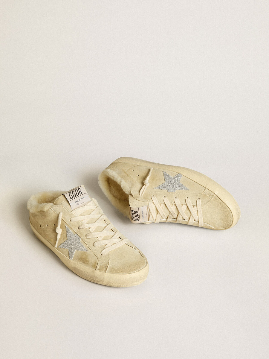 sapatos super-star com estrela de cristal swarovski e forro de lã de carneiro.