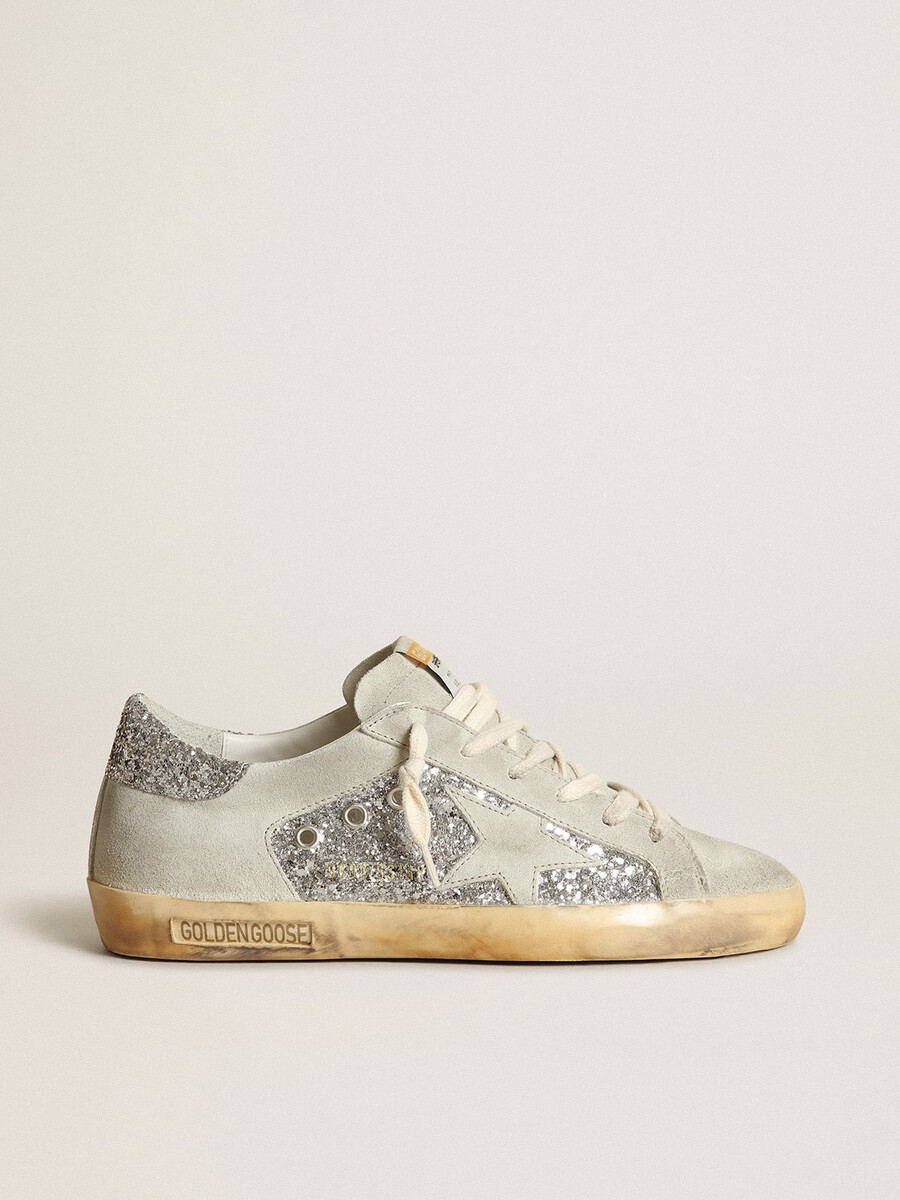 super-star feminino em glitter prateado com estrela e detalhes em cinza-gelo.