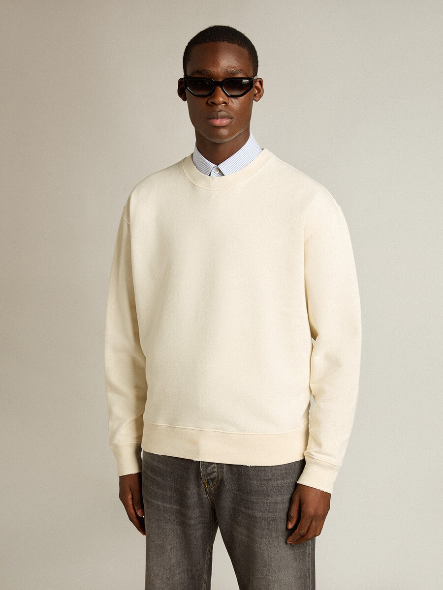 moletom branco envelhecido com logo invertido nas costas - coleção jersey capsule