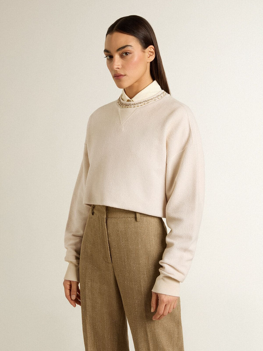 blusa cropped feminina de algodão creme com cristais na frente.