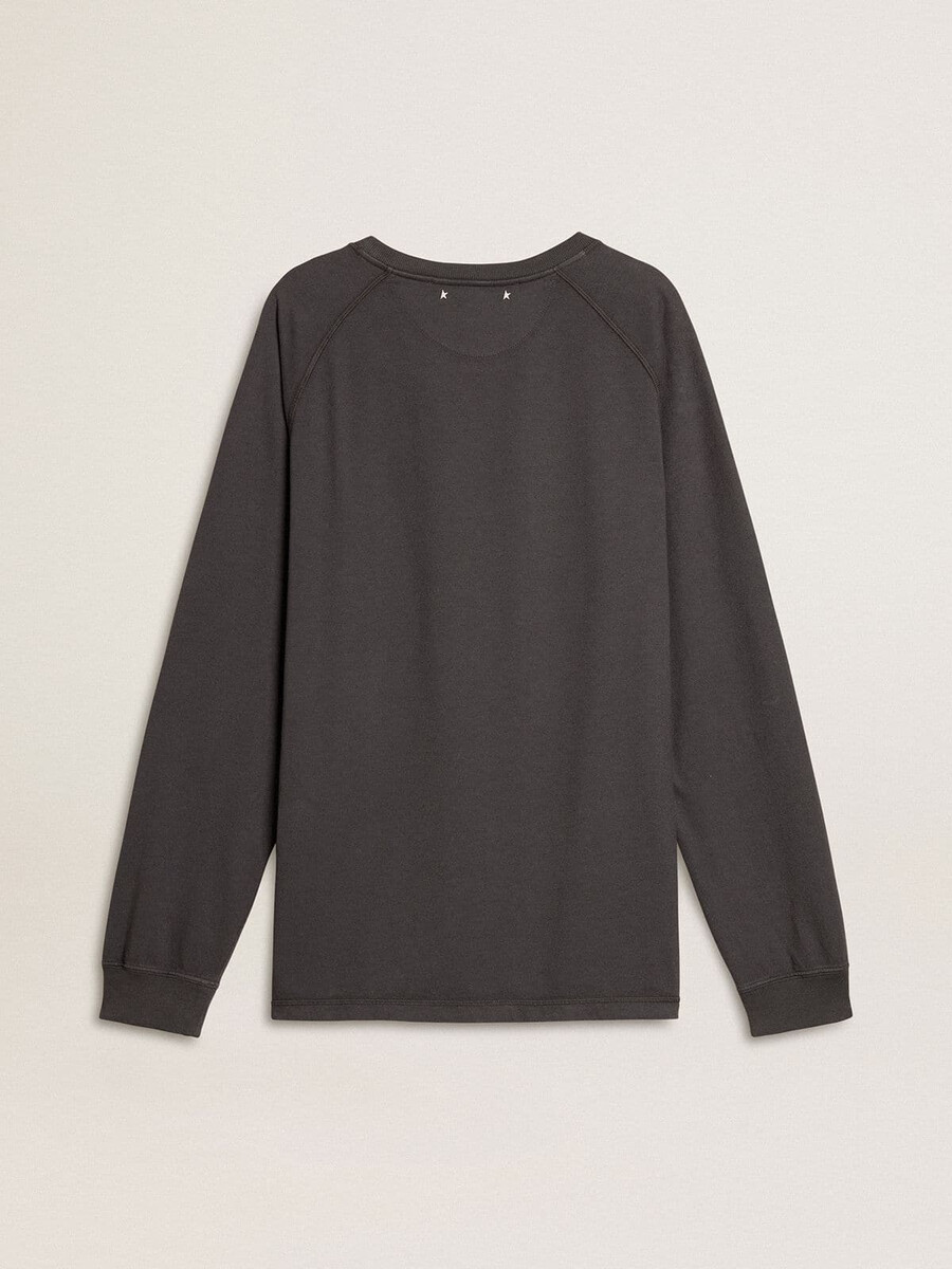 camiseta masculina em algodão cor antracite com estampa no peito.