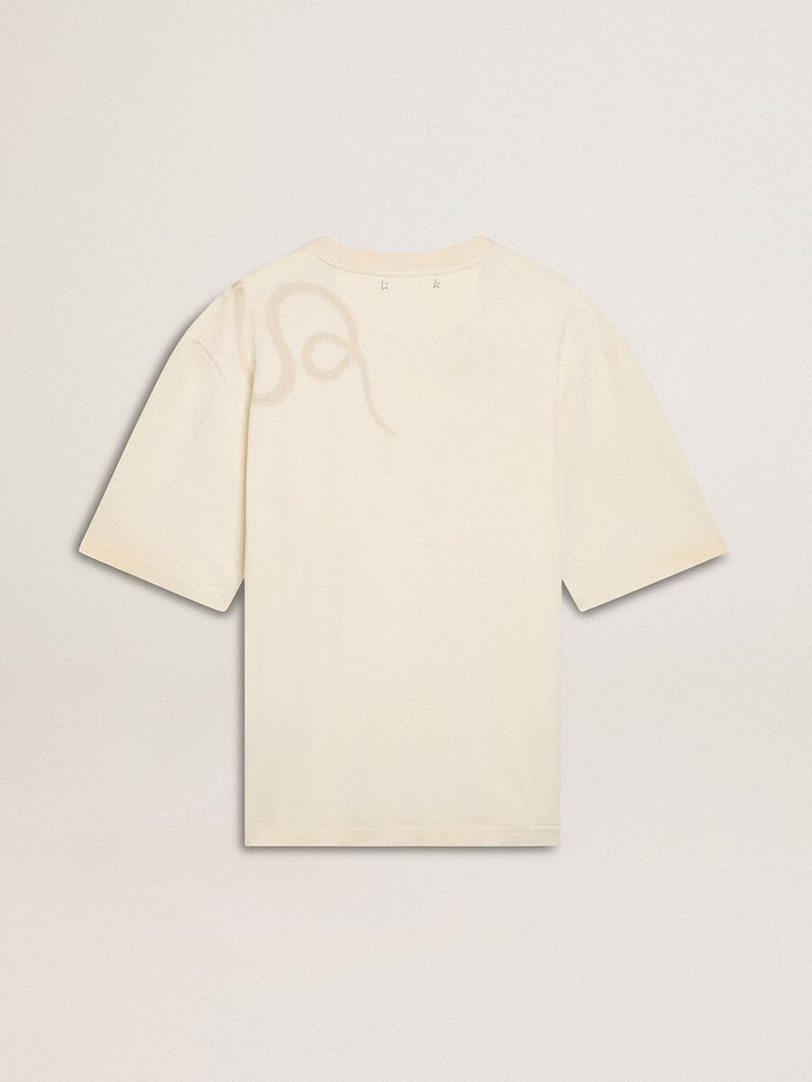 camiseta branca desgastada de corte relaxado para o ano novo chinês