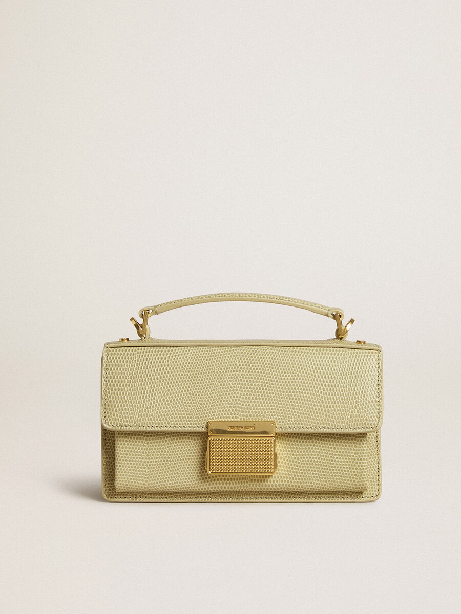 bolsa pequena venezia em couro verde claro com estampa de píton e detalhes dourados.